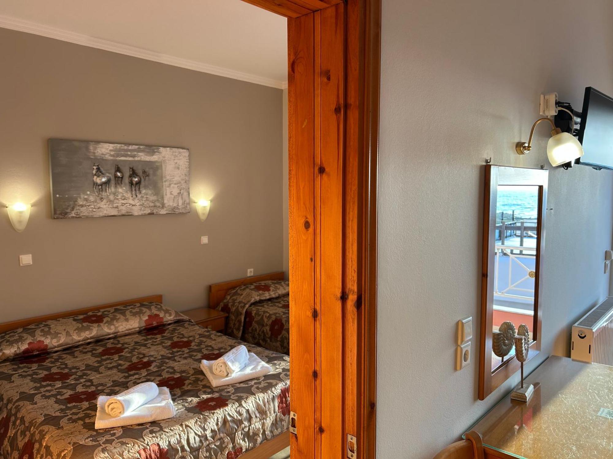 Brati II Beach Hotel Аркуді Екстер'єр фото